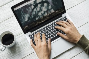 blogger-3426394_1280 - Tech-Blog Wybór nowego laptopa nigdy nie jest łatwy
