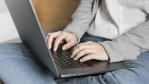 3813518 - Tech-Blog Laptopy to aktualnie jedne z najpopularniejszych urządzeń na całym świecie